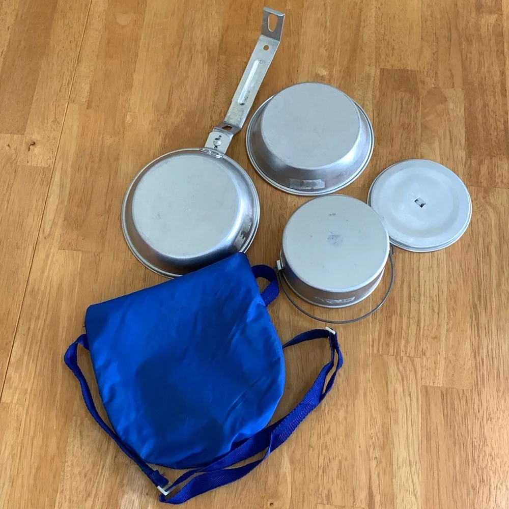 💚Girl Scouts Mess Kit GSUSA brand Carrying Case Outdoor Pots Pans